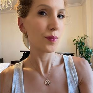 Tiffany & Co. Atlas Round
Pendant Necklace